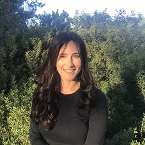 Meet your Posher, Yael